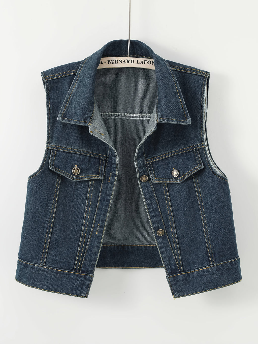 Women's Sleeveless Denim Vest - Retro Distressed Blue Washed -like Texture, Machine Washable All-Season Layering Piece, Casual Chic Short Jacket for Everyday Outfits, Sleek Flap Pockets