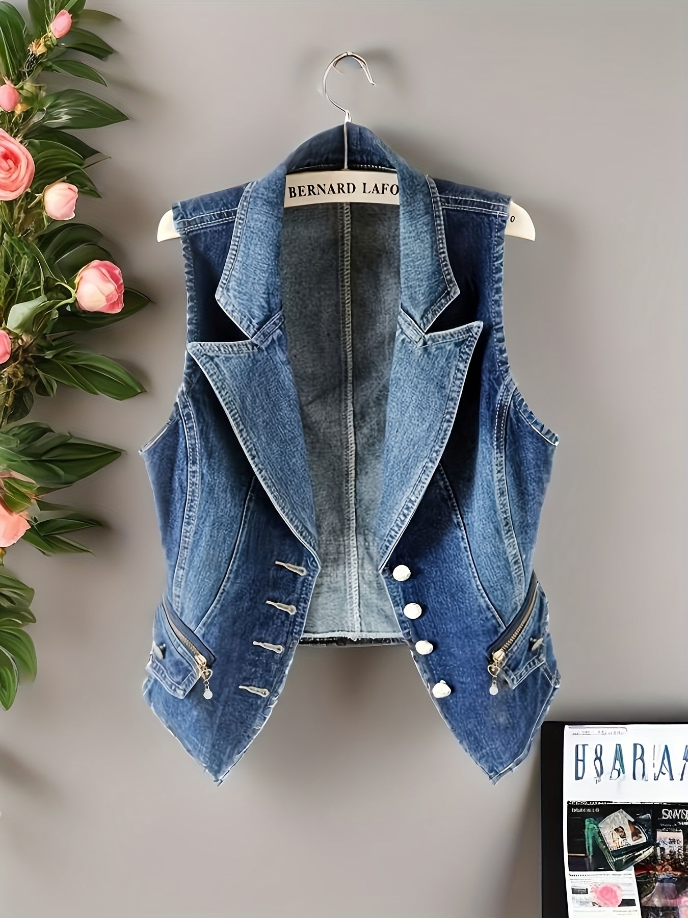 Women's Vintage Streetwear Denim Vest Jacket - Sleeveless Slim-Fit Single-Breasted Spring\u002FSummer Outerwear with Button Front Closure, Casual Chic Layering Piece