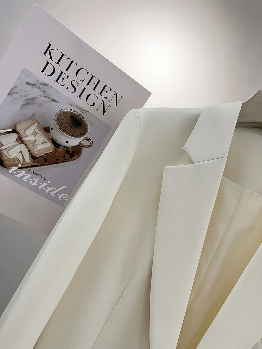 Women's Ivory Heart Embroidered Blazer Jacket - Elegant Lapel Collar, Machine Washable, Structured Fit for All-Season Versatile Wear, Casual Chic Apparel, Formal Outerwear, Suedelike Appearance